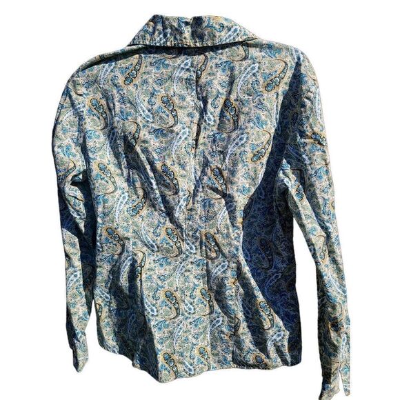 VAN HEUSEN MEDIUM long sleeve blouse. - Picture 7 of 10